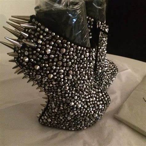Scarpe Inverno 2025: le tendenze dei 5 stilisti luxury da conoscere