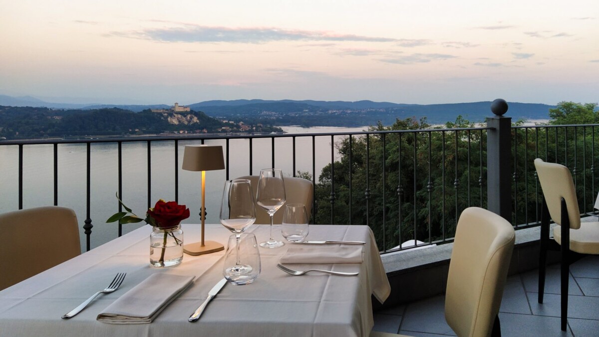 Hotel Arona Vista Lago
